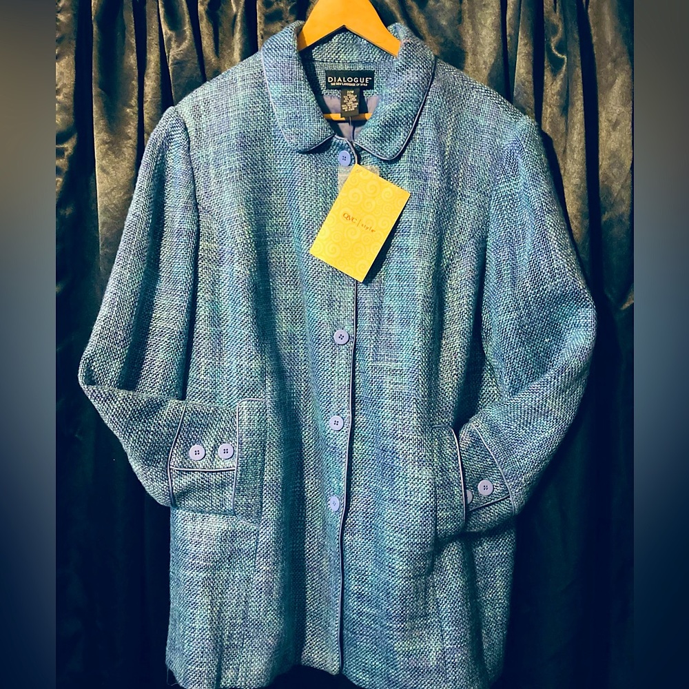 Dialogue Size 22 Jacket